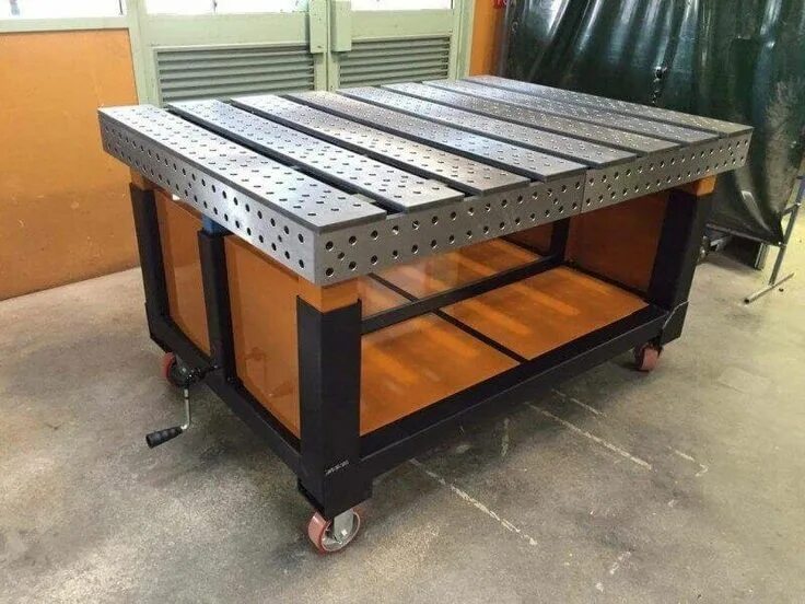 Сварочный стол чертежи фото Tapping straight holes Welding table, Welding table diy, Welding bench