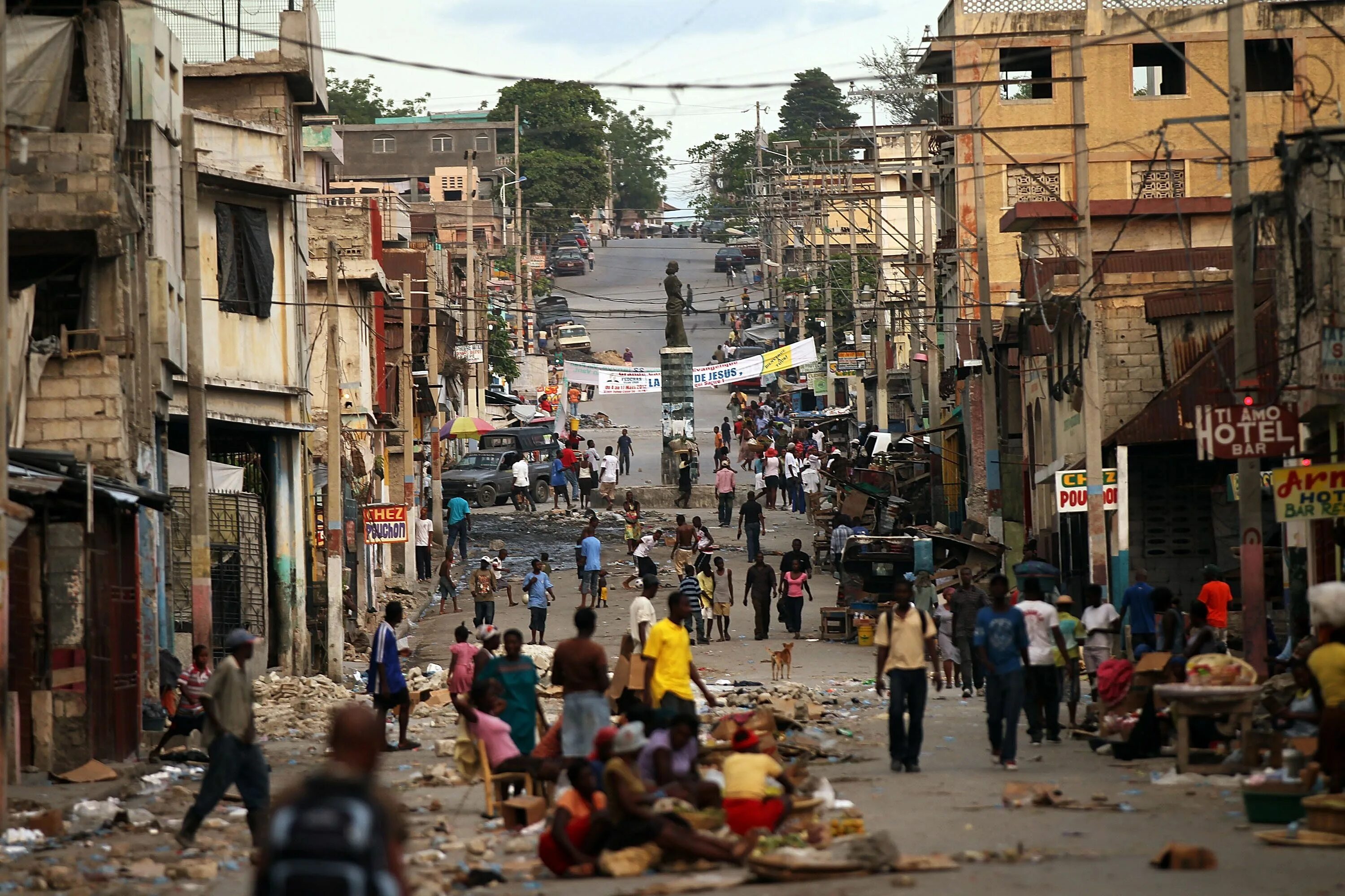 Особенности беднейших стран. Гаити трущобы бедность. Бедные страны. Бедные страны Африки. Самый бедный город в мире.