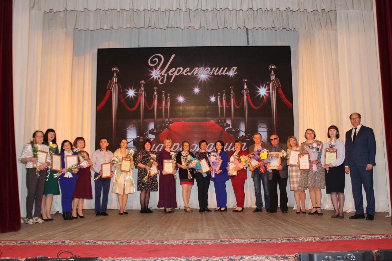 Уральская метелица 2023. Магнитогорский дом культуры. Рдк горняк. Дк горняк железногорск-илимский. Рдк горняк.