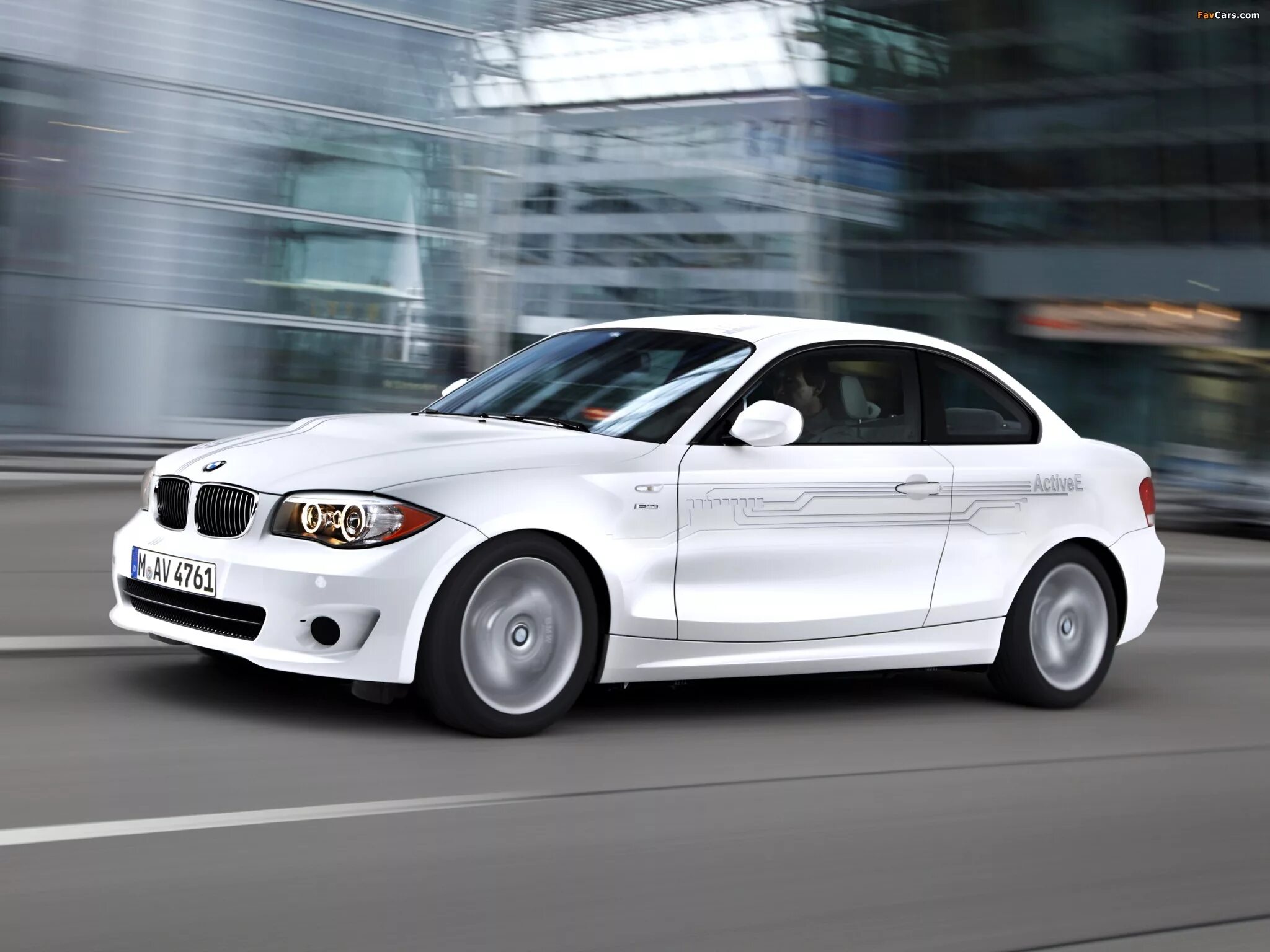 E car. BMW activee. БМВ копейка седан. BMW e1 электро. BMW 1 Series белая.