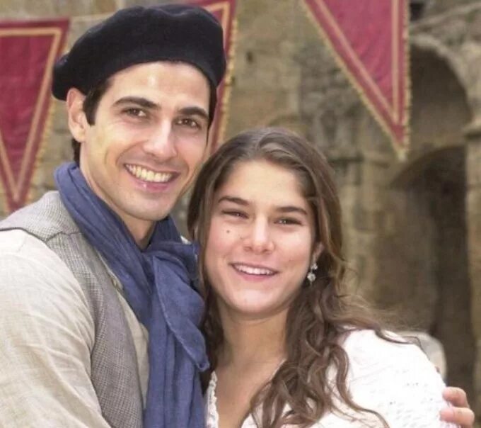 Земля любви земля надежды актеры. Джованна антонелли в земля любви земля надежды. Земля любви матео и джулиана. Земля любви матео и джулиана. Земля любви земля надежды 1.