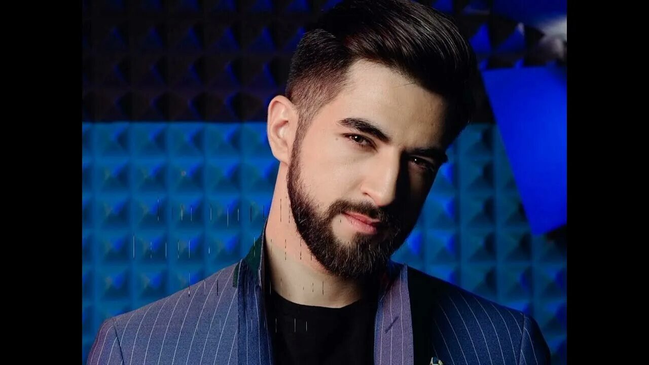 Балкон джонни и эльман. Эльман зейналов 2021. Jony и эльман. Джонни без бороды. Балкон jony.