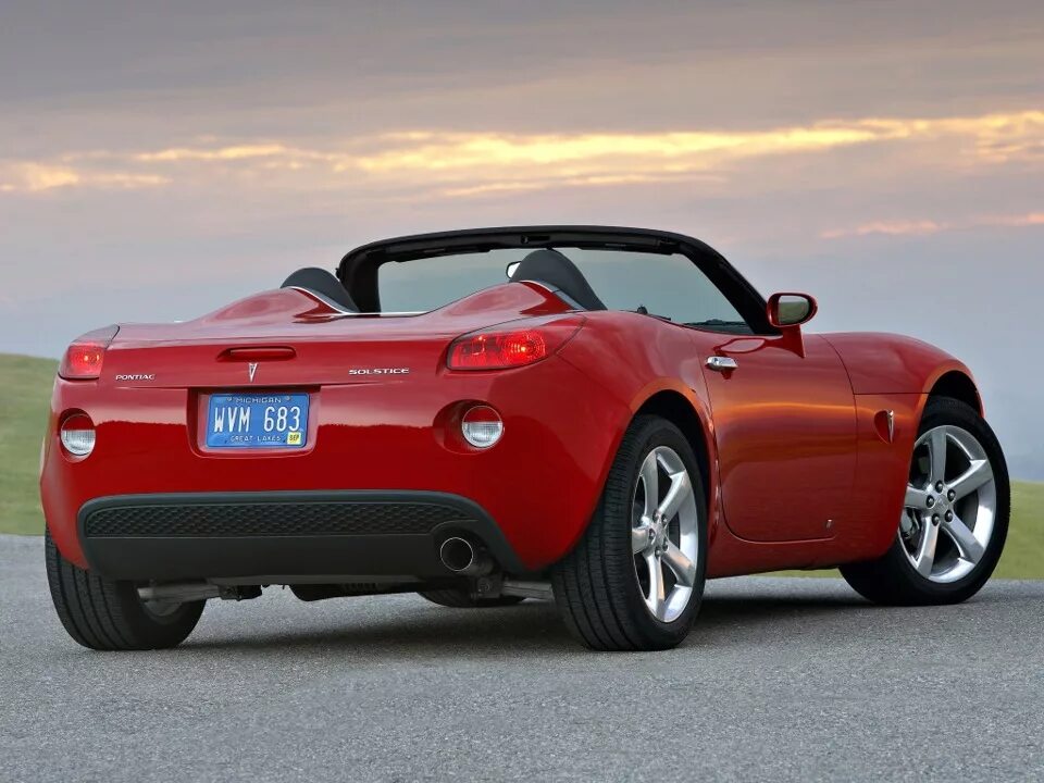 Pontiac solstice. Понтиак Солтис. Понтиак Солтис Convertible. Кабриолет Понтиак Солстис. Pontiac Solstice кабриолет, 2.4.