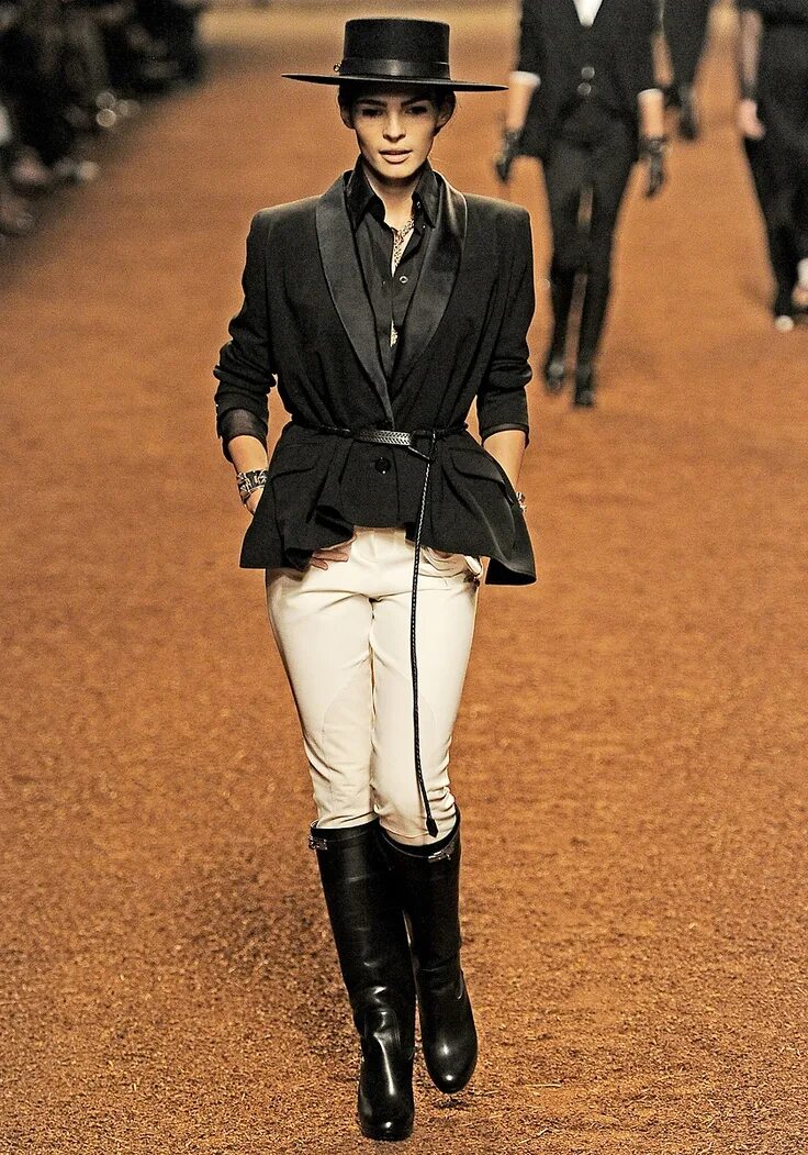 Womens fashion casual chic, Fashion outfits, Womens fashion simple