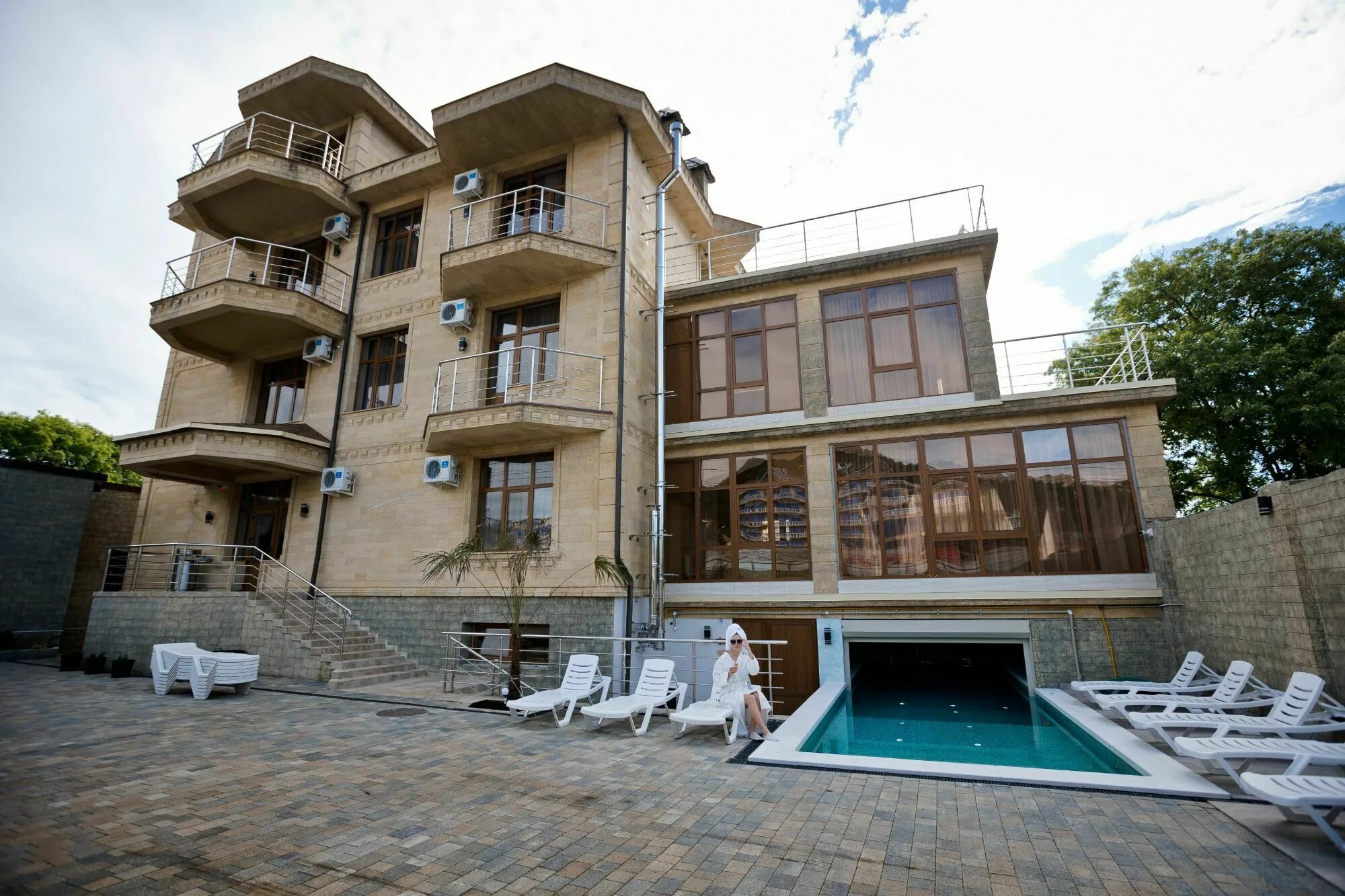 Лоо краснодарский край 2023. Декабристов, 165а/2. Лоо набережная 2023. Лоо 2023. Holiday garden resort турция.