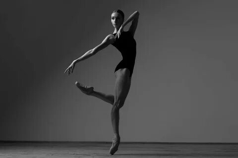 Model dance