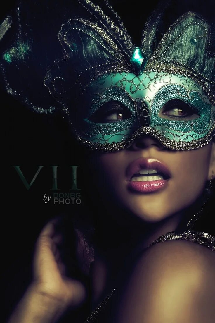 Маска венецианская. Венецианский карнавал маски. Девушка в маскарадной маске. Девушка в карнавальной маске. Маскарад masquerade.