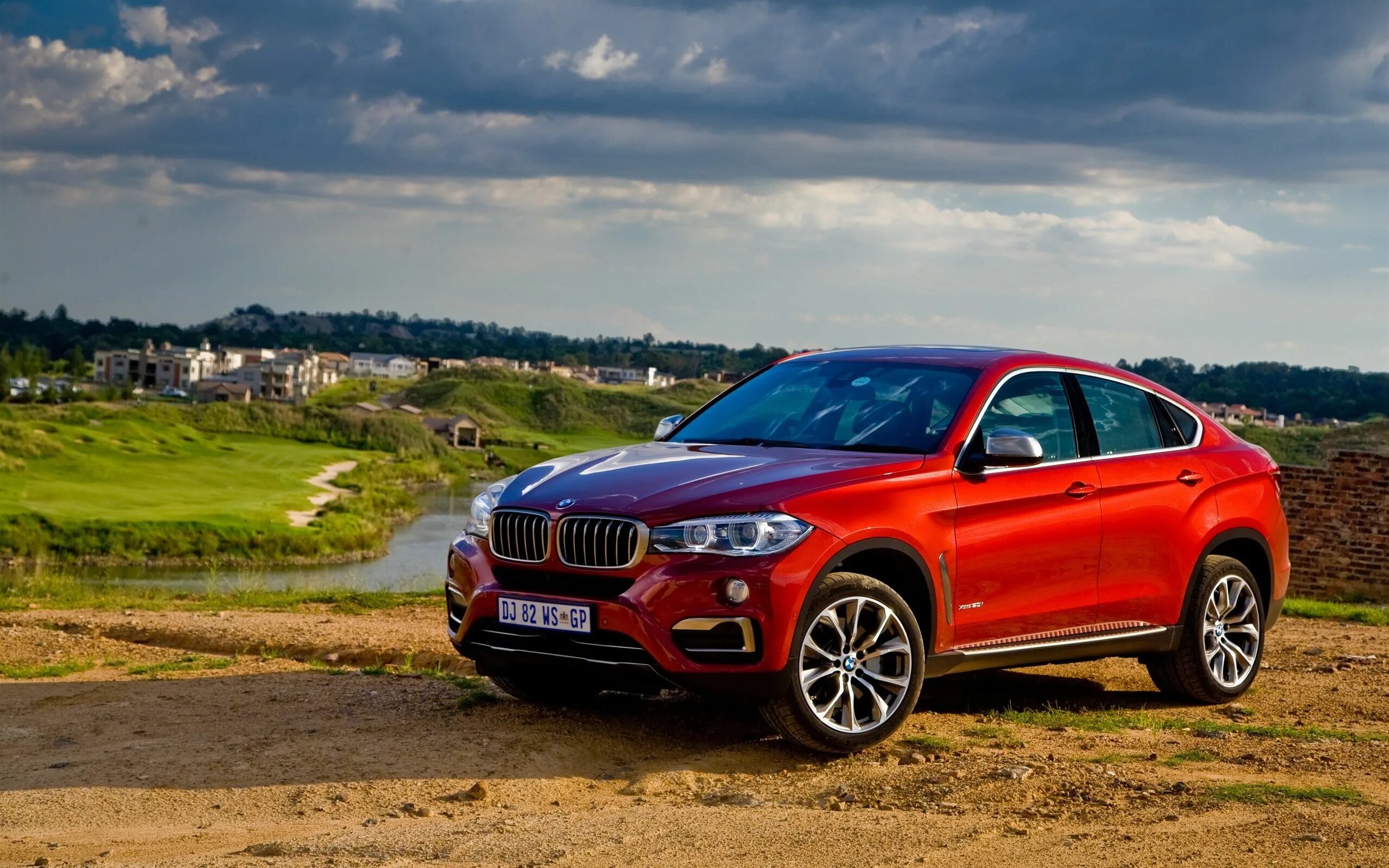 BMW x6 паркетник. BMW x6 Red. БМВ джип красный х6. BMW x6 f16 красная.