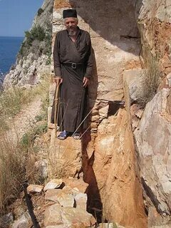 Отшельник живущий в горах кавказа