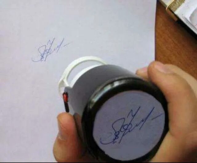 печать факсимиле. печать с подписью. штамп факсимиле подписи. печати, штампы, факсимиле, оттиски. печать с росписью.