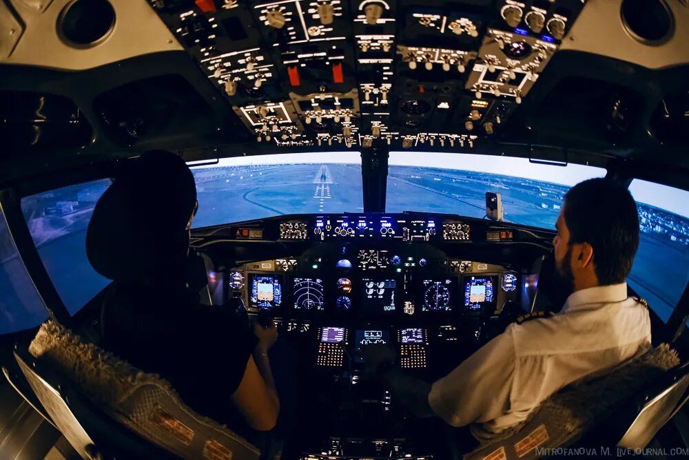 Dream aero подарочный сертификат. авиатренажер boeing 737. Dream aero авиатренажер. алатырь самолет. авиатренажер боинг 737.