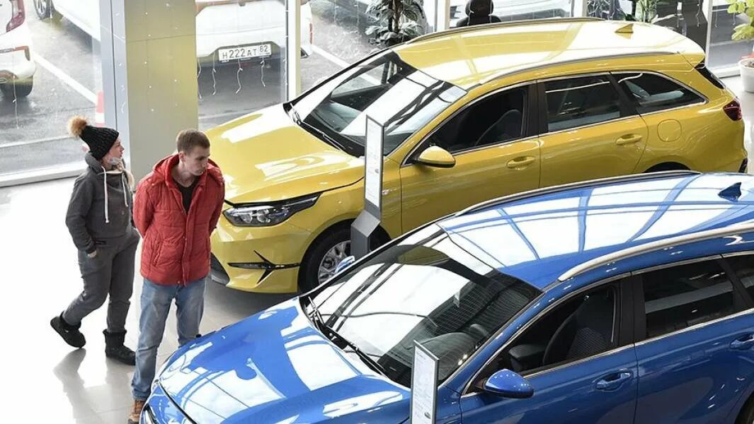 машина является ли роскошью. ауди зил авилон. роллс ройс luxury. автомобили становятся роскошью. автомобили становятся роскошью.