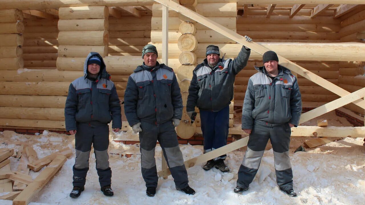 Производство каркасных домов. Строительные работы. Бригада плотников. Столяр каркасник. Плотник вахта.