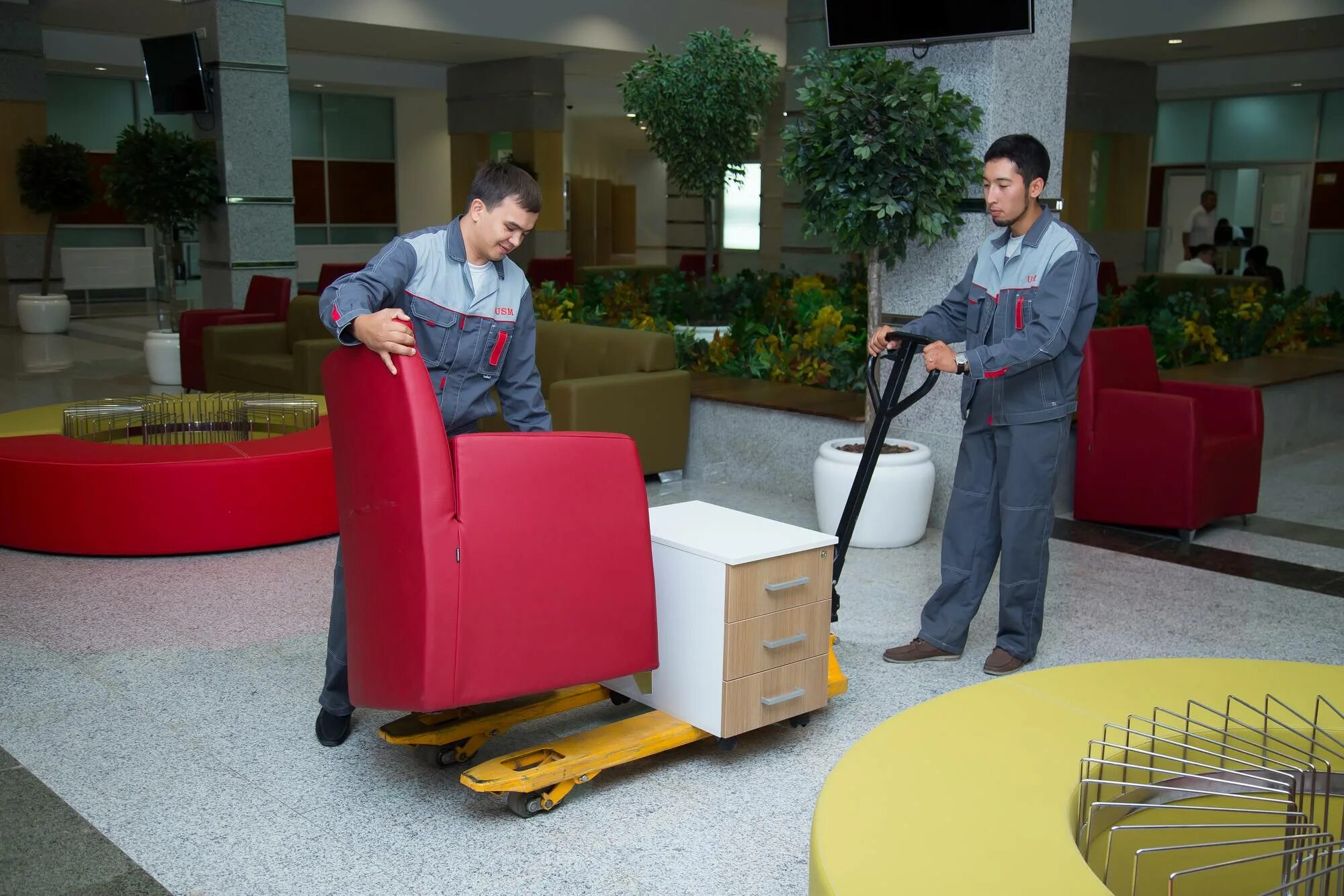 Склад с коробками. Handling operations. Стол для укладки мешков в ручную. Handling для детей. Склад картинка нарушения.