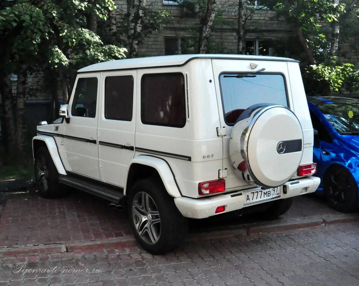Порше кайен номера 222. Lexus lx 777. Лексус 570 с номерами 777. Mercedes benz 777. Bmw 777.