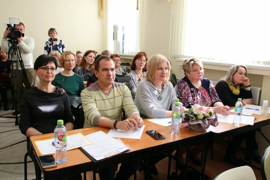 Музыкальная школа ступино. Музыкальная школа ступино преподаватели. Преподаватели михневской музыкальной школы. Ступино музыкальная школа. Музыкальная школа ступино.