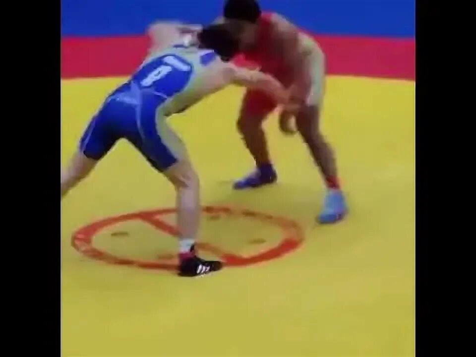 Джагапиров марат. Алан багаев борец. Джагапиров марат. Дагестанские борцы. Мусукаев лебедев драка.