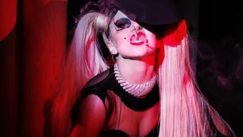 Lady gaga government hooker перевод