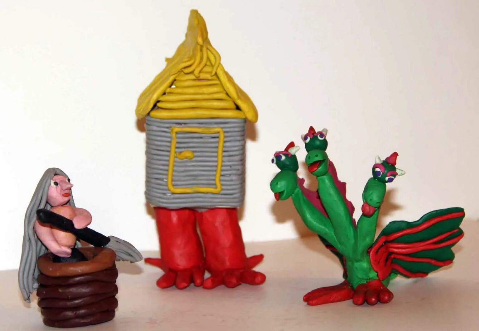 сказочные герои. поделка сказочный персонаж своими руками. герои сказки колобок колоб. аппликация "сказки". поделка сказочный герой.