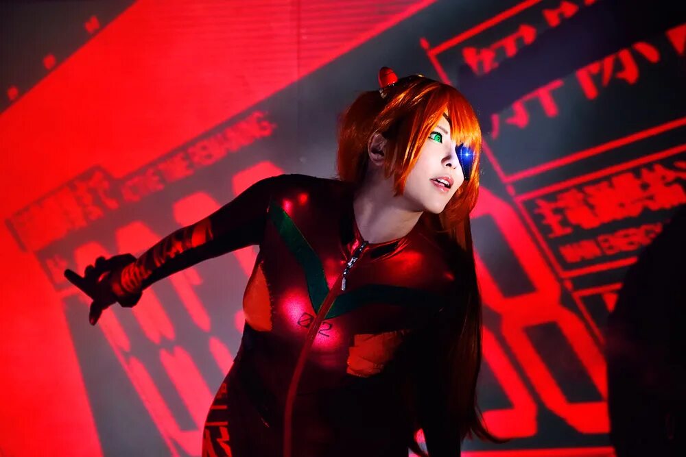 Asuka cosplay. Аска Евангелион косплей. Goth Asuka. Асука Ланглей косплей. Asuka Langley goth.