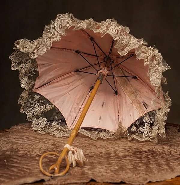 Зонтик для куклы. Старинный зонт. Кукольные зонтики. Зонтик для антикварной куклы. Антикварный зонт.