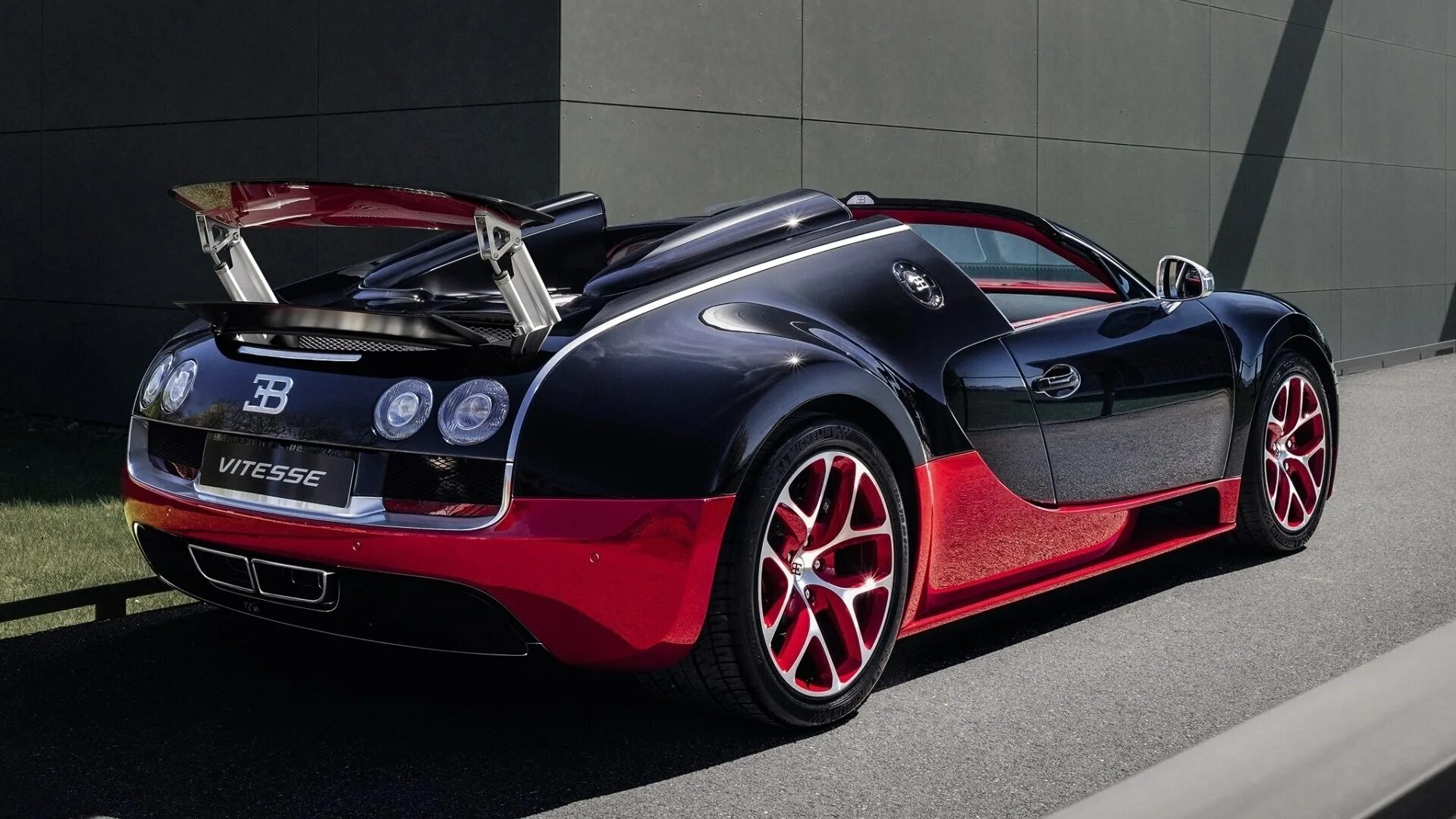 Bugatti veyron grand. Bugatti Veyron 16.4 Grand Sport Vitesse. Bugatti Grand Sport Vitesse. Bugatti Veyron Roadster. Bugatti Veyron Grand Sport Vitesse.