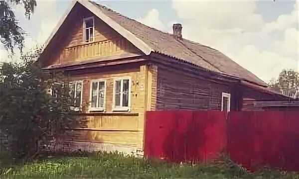 Авито крестцы новгородская область. Дом в п. Крестцы Новгородской. Рабочий посёлок Крестцы. Дом Крестцы ул Красноармейская. Давыдовщина Крестецкого района.