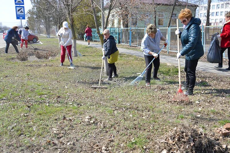 Апрель семикаракорск. Первый субботник. семикаракорцы. первый субботник в россии. араканцева семикаракорск.