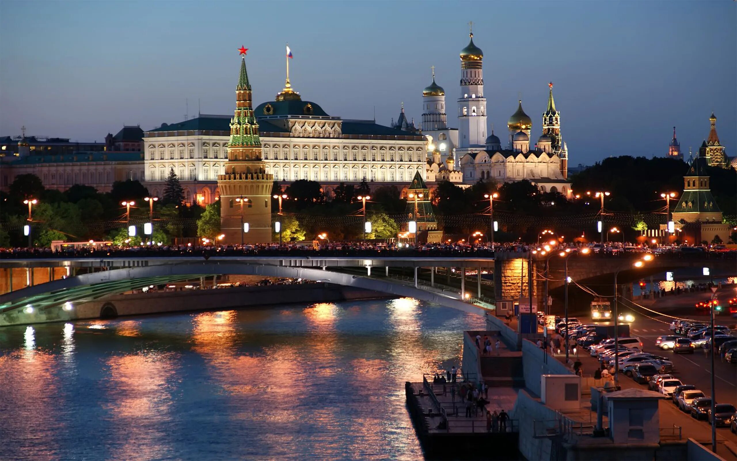 Москва самые дешевые. Москва самые дешевые. Самое высокое здание 2022 года в москве. Самое дешевое москва сити. Москва самые дешевые.