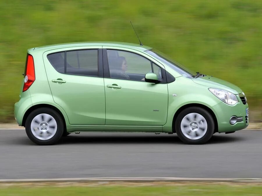 2011 Holden Barina Spark Image. Photo 13 of 47