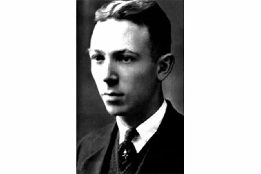B white. Elwyn brooks white; 11 июля 1899 — 1 октября 1985. B white. E b white. B white.