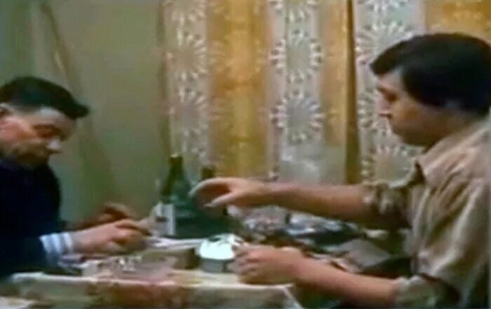 Герой 1979. «наша мама герой» (реж. н. обухович, 1979). наша мама герой фильм. наша мама герой обухович. наша мама герой кадры из фильма.