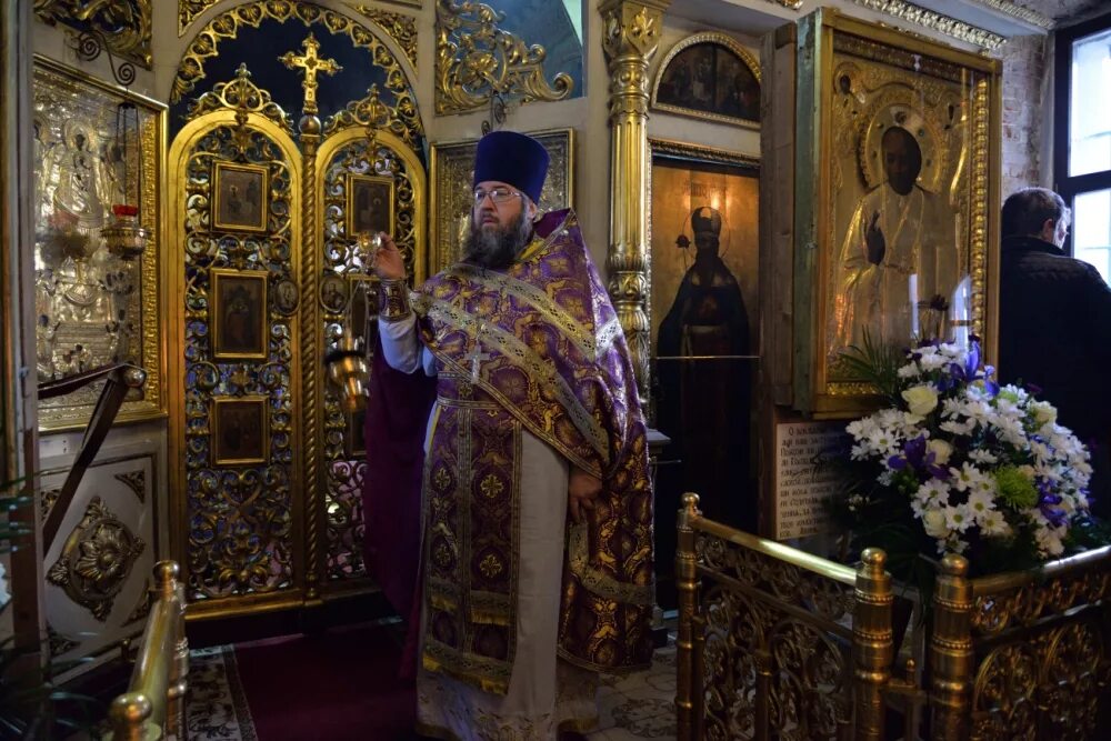 уминский алексей анатольевич (священнослужитель; 1960-). троицкая церковь в москве хохловский. храм живоначальной троицы уминский. храм живоначальной троицы уминский. храм живоначальной троицы уминский.