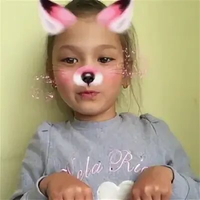 Лена младше вероники на два года. Лена младше вероники на два года