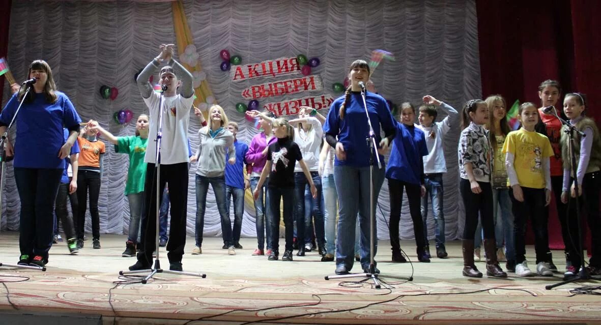 Старолеушковская дом творчества. Подслушано Старолеушковской Павловского. Руководители станицы Старолеушковская. Ленинец дом культуры в станице Старолеушковской.