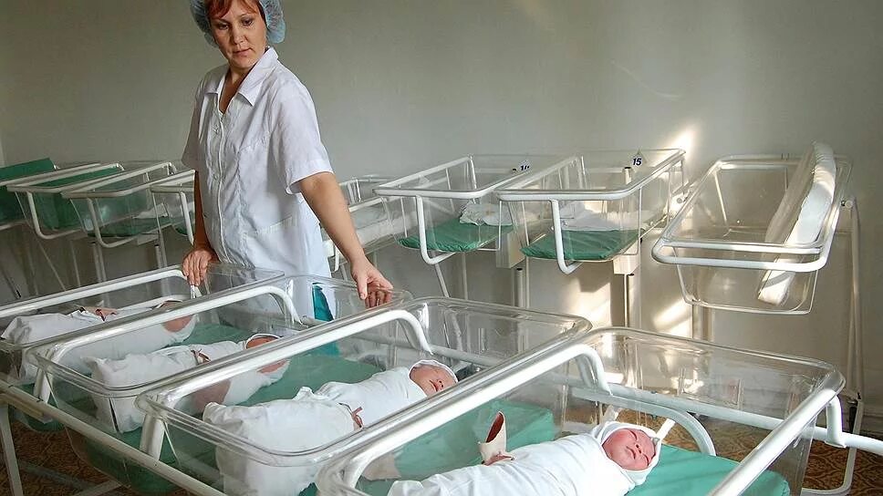 Детское отделение в роддоме. Перинатальный центр омск герцена. Роддом отделение новорожденных. Работа детского отделения роддома. Перинатальный центр братск.