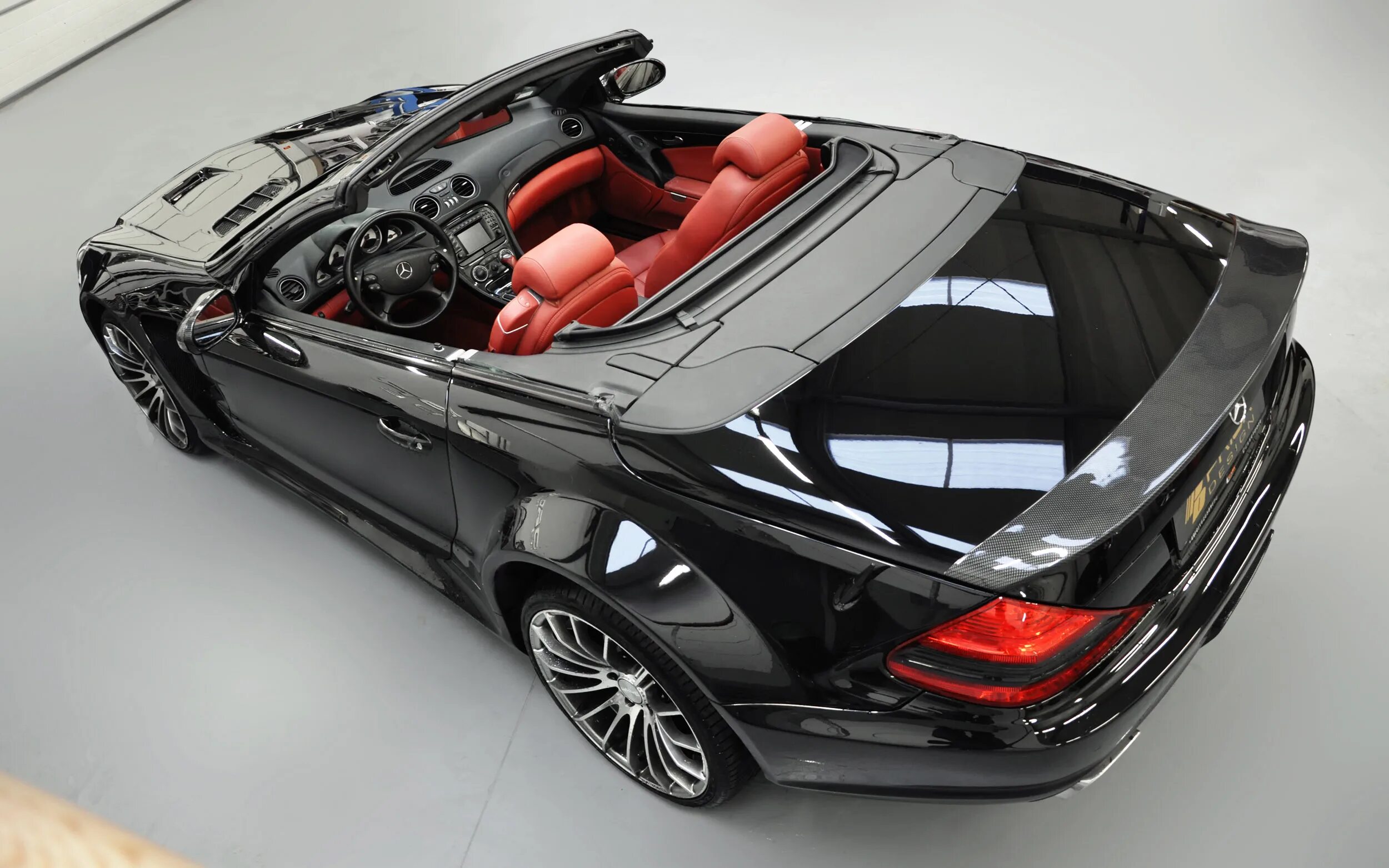 Sl мерседес r230 крыша. Мерседес закрывается. Знак мерседес. Мерседес e200 е059кх 178. 123 мерс академик.