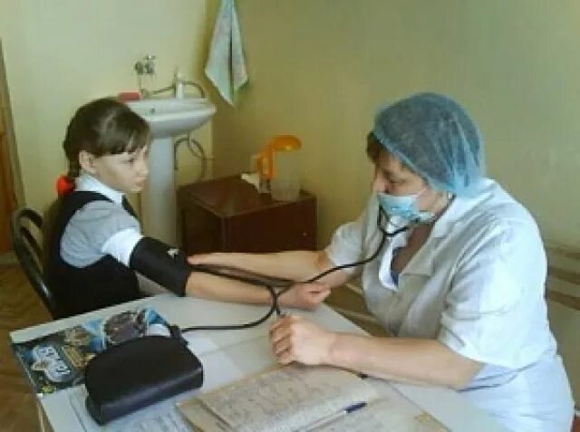 психиатрическая клиника волжский. врач школы интерната. медсестра в школе. врач школы интерната. врач школы интерната.