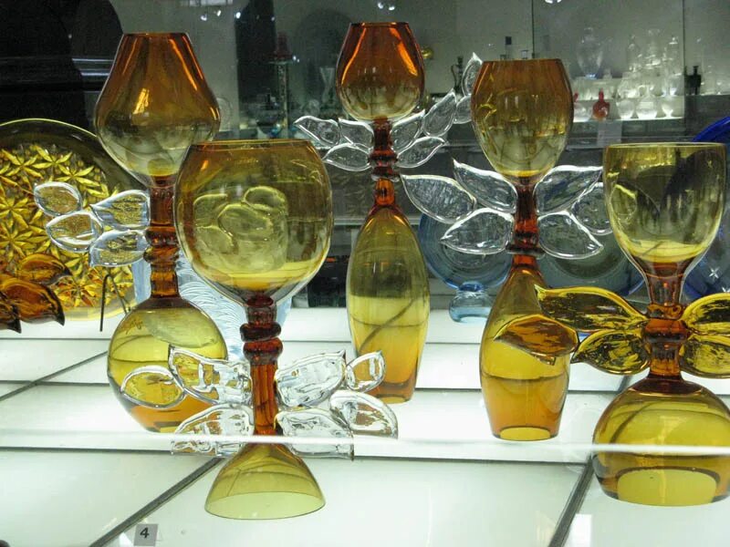 Гусевский музей хрусталя. Работа музея хрусталя. Работа музея хрусталя. Работа музея хрусталя. Магазин стеклозавода неман в минске.