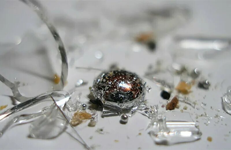 ртуть химический элемент. ртуть 2023. ртуть на белом фоне. ртуть 2023. шарики ртути.