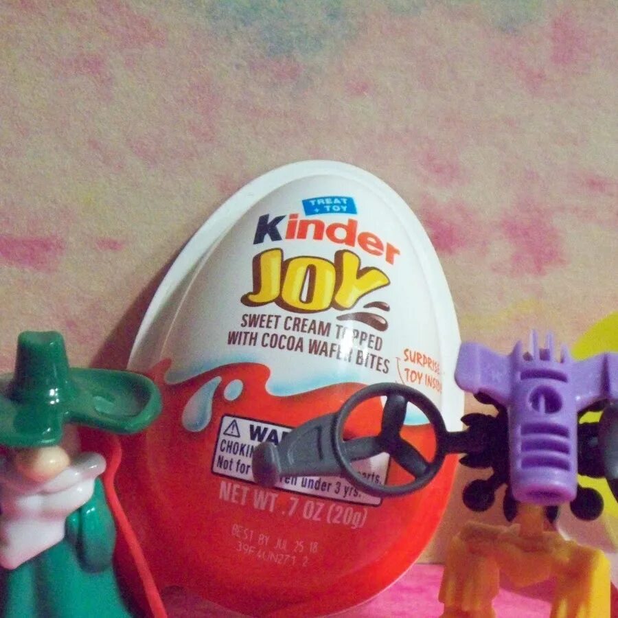 Киндер джой игрушки. Киндер Джой Тойз. Kinder Joy игрушки. Киндер Джой Тойз канал. Kinder Joy Toys лицо-.