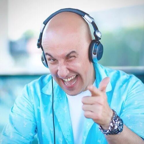 Дима Белых DFM Поздравляет DFM в Ленинске-Кузнецком с 15-и летием - DJ Дима Белы