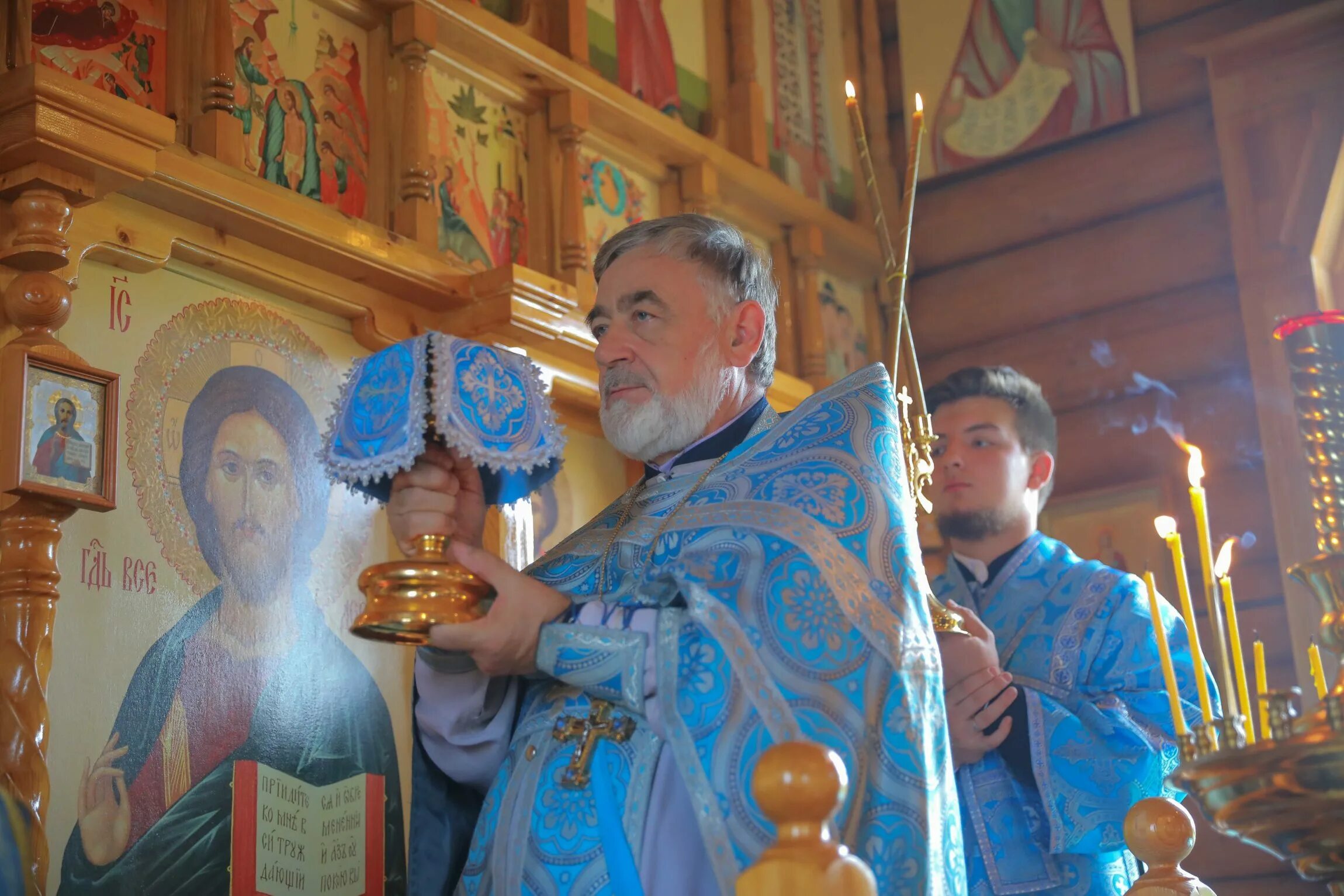церквушки москвы. благовещенский храм в переделкино. храм казанской иконы божией матери на никольской. храм христа спасителя в москве внутри. церковь в останкино живоначальная троица.