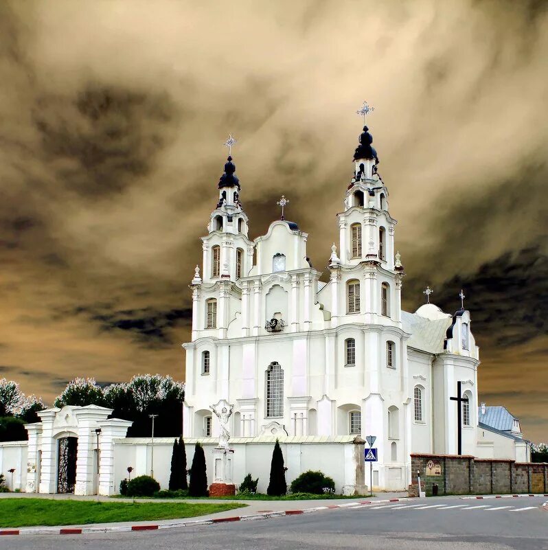 : архикафедральный костёл девы марии, площадь свободы, минск. Вайт костел. Костел архангела михаила вильнюс. Церковь святого михаила архангела (ивенец). Костел промысла божьего в слободке.