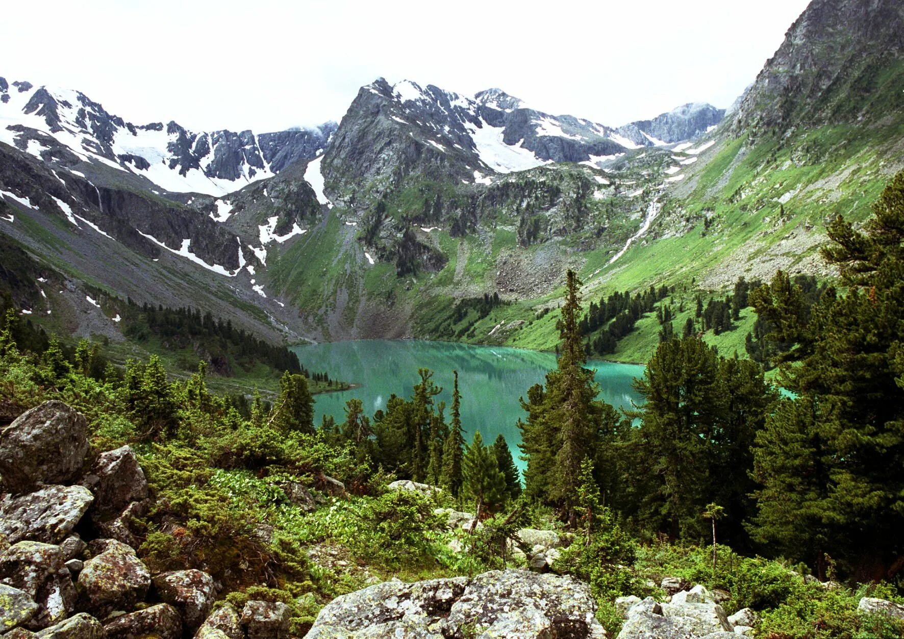 национальные парки оопт под эгидой юнеско. государственный природный заповедник, в т. кавказский государственный биосферный заповедник. природный парк верховье реки цица. государственный кавказский биосферный заповедник адыгея.