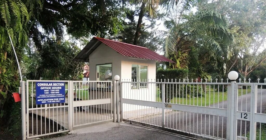 Бордер ран. Бордер ран малайзия. Бордер-колли. Минивэн бордер ран. Бордер ран в мьянму.