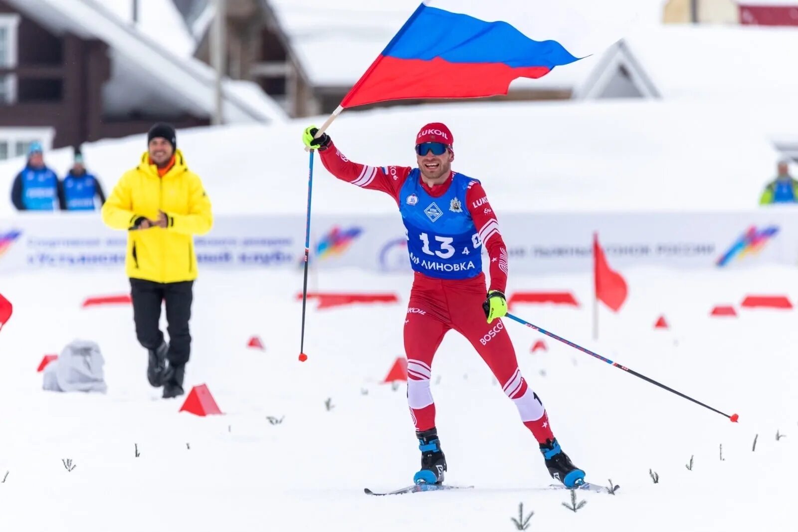 Лыжные гонки эстафета мужчины чемпионат россии 2024. Лыжные гонки. Лыжный финиш. ЧМ по лыжам.