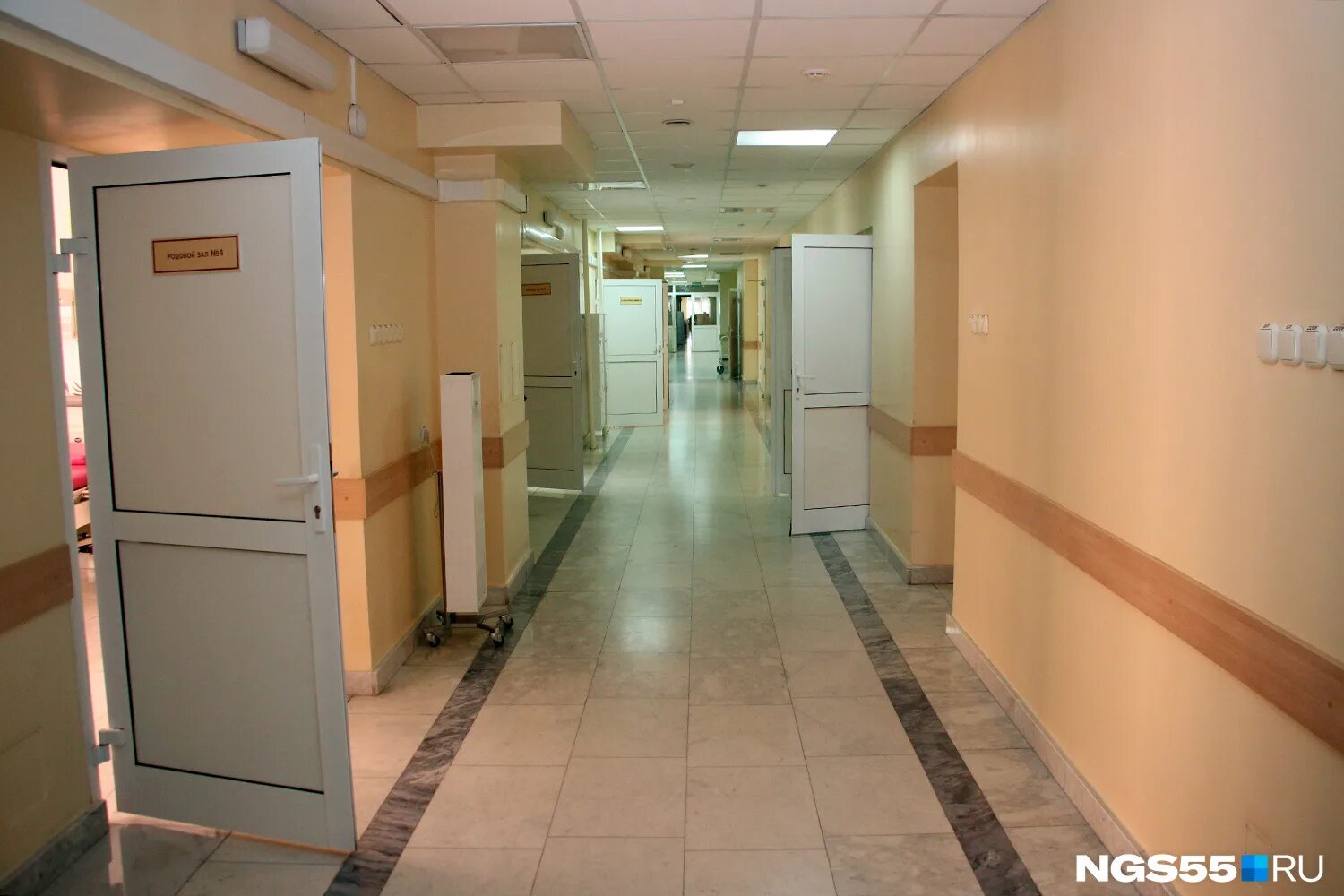 Областная клиническая больница омск. Березовая 3 больница омск. Роддом березовая 3. Перинатальный центр омск. Роддом 1 омск.