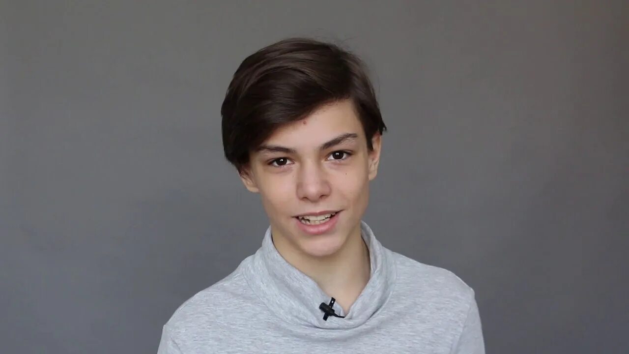 Видео кириллом. Видео кириллом