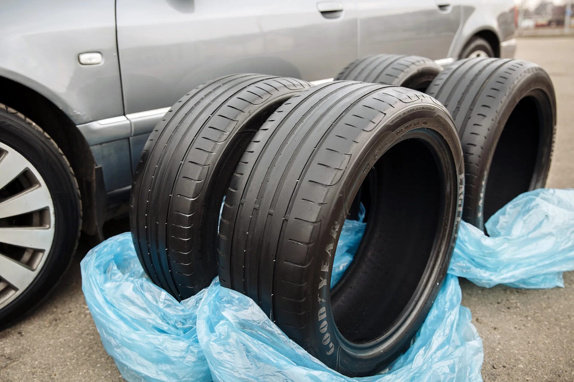 Шины r18 лето. Goodyear Eagle f1 245/45/r18. Goodyear Eagle f1 Asymmetric 2. 245-45 R18 Asymmetric 5. 245 45 R18 Drive 2.